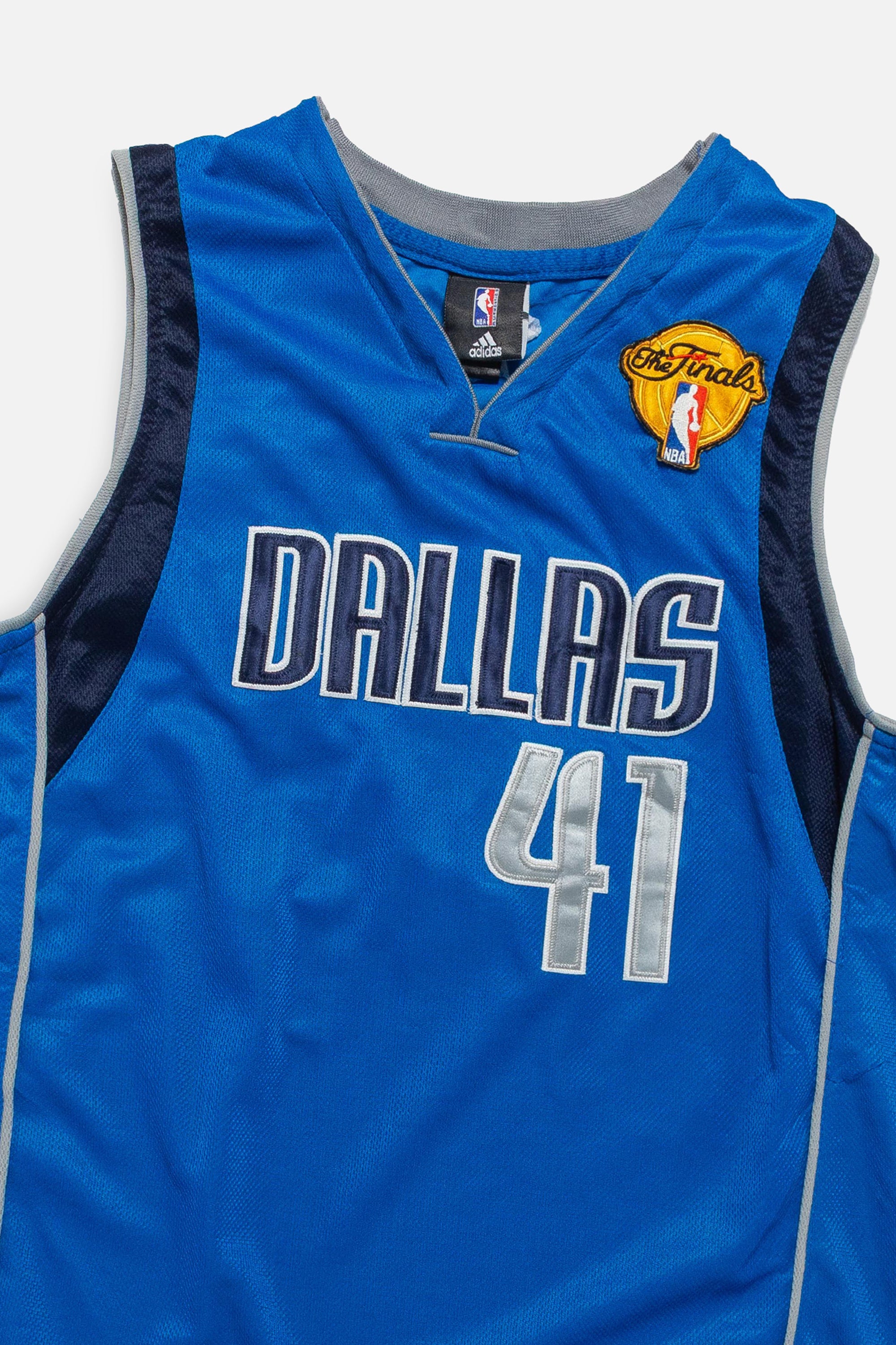 Vintage Dallas Mavericks Jersey